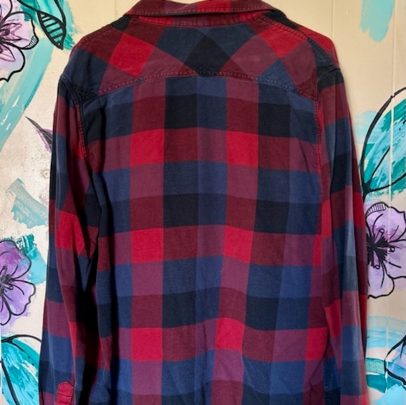 Vans Flannel - Picture 2 of 4